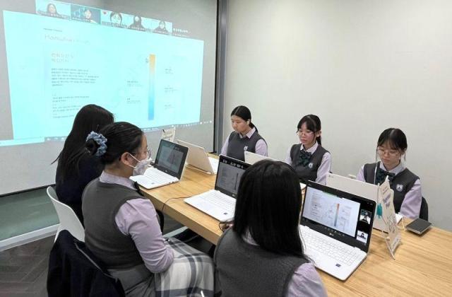 한화투자증권이 특성화고 학생들의 꿈을 응원하는 Together Plus 금융 멘토링을 진행했다사진한화투자증권