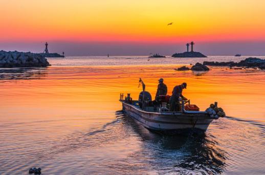 국가어항 사진 공모전 결과 발표…여명 속의 출어 대상