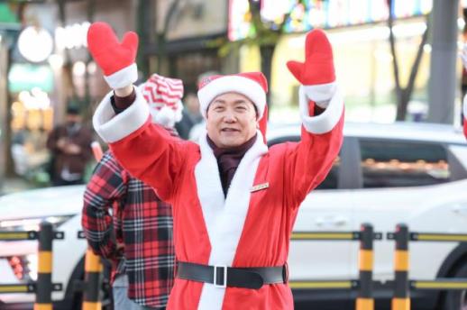 이권재 오산시장 올해 축제도 시민들이 도심에서 따뜻한 겨울 즐기도록 준비할 것