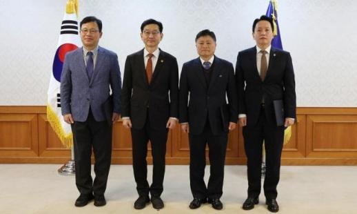 이재명 미·중 입장 잘 활용하면 우리 외교 지평 넓어질 것