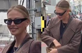Hollywood star Charlize Theron spotted in Seouls trendy neighborhood