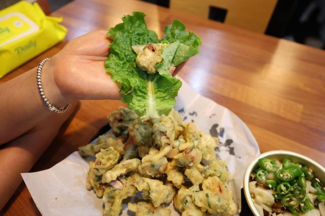 11월 13일 전라도 광주 1913 송정역시장의 상추튀김