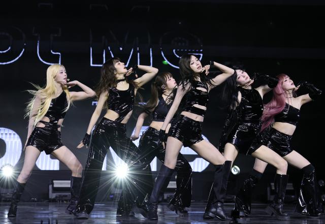 신곡 선보이는 트리플에스 넵튠 디멘션 사진연합뉴스