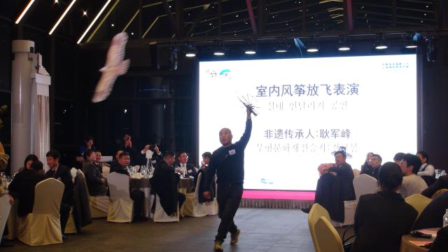 【摄影 记者 李雅贤】