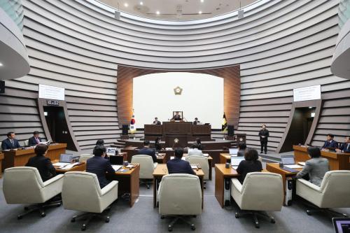 광주시의회, 제9대 마지막 정례회 열고 내년 본예산 등 처리 