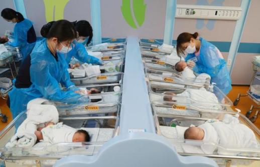 Hàn Quốc ghi nhận hơn 190.000 trẻ chào đời trong 9 tháng đầu năm