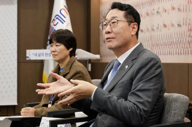 정명근 화성특례시장이 협약식 당위성에 대한 발언을 하고 있다 사진화성시