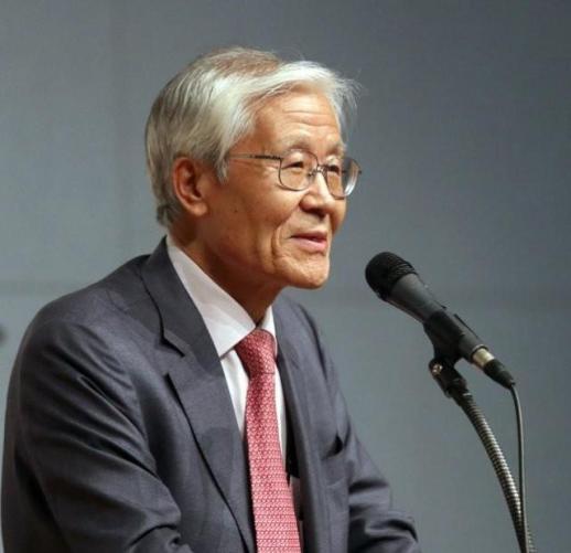 金총리, 계엄버스 육군 법무실장 근신 취소…엄정 재검토