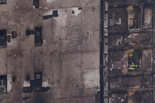 홍콩 아파트 화재, 27시간 만에 진화…선거 등 각종 일정 차질 불가피