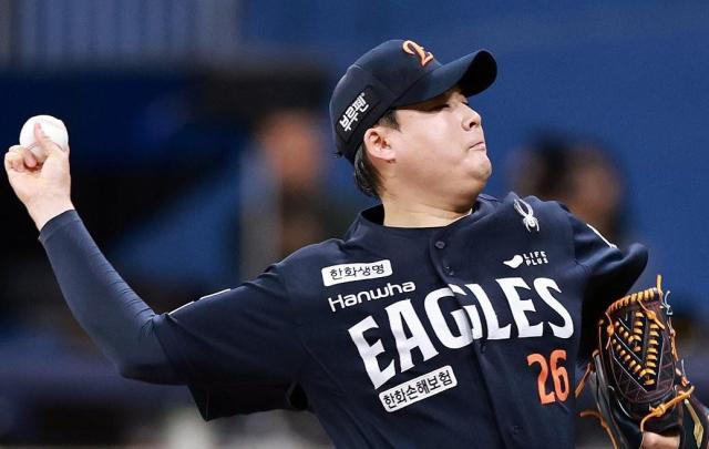 한승혁이 역투하고 있다 사진연합뉴스