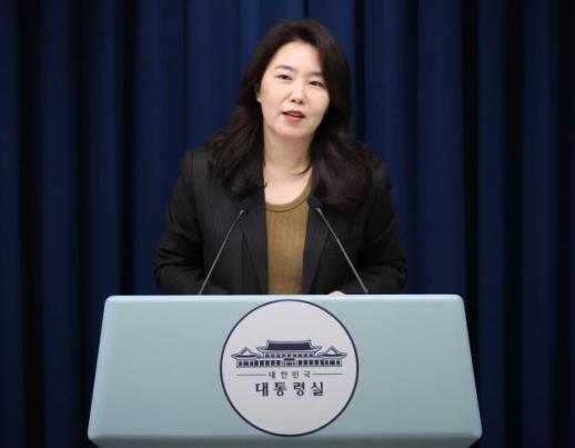 李, 초대 방미통위원장 후보에 김종철 연세대 로스쿨 교수 지명