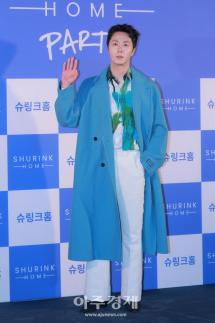 [포토] 정일우, 슈링크홈 리프투글로우 팝업스토어 오픈 기념 포토콜 참석