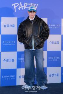 [포토] 비와이, 슈링크홈 리프투글로우 팝업스토어 오픈 기념 포토콜 참석