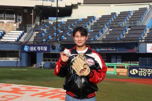  [김호이의 사람들]① 첫 시즌에 모든 기록을 갈아 치운 김영우의 열정