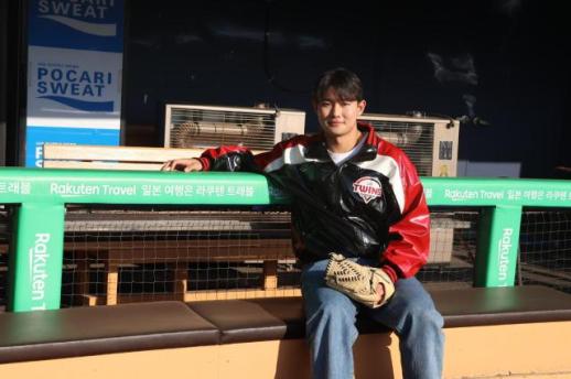 [김호이의 사람들]② 1군과 대표팀을 누비며 첫 시즌에 모든 것을 경험한 신인 투수 김영우