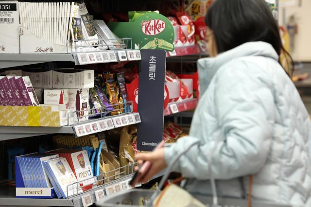 韩元兑美元逼近1500关口 韩国物价与企业负担同步攀升