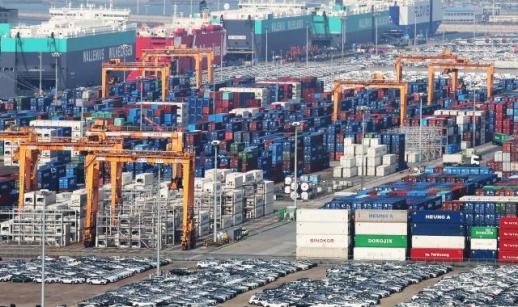 [종합] 반도체 수출 역대 최대에 11월 수출 8.4% ↑…6개월 연속 증가