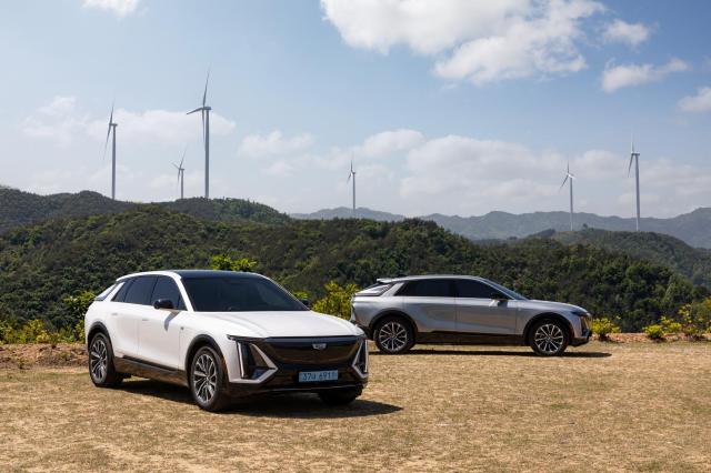 캐딜락의 순수 전기 SUV 리릭 사진캐딜락