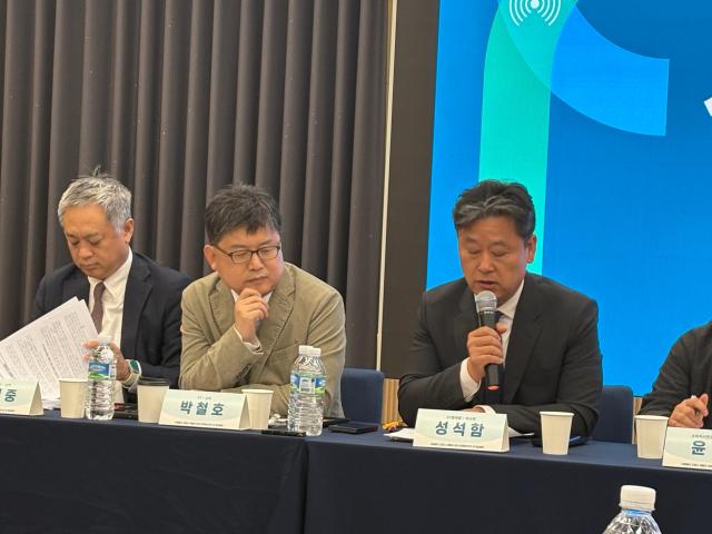 科技情通部「3G・4G周波数再割り当て対価15%引き下げ」