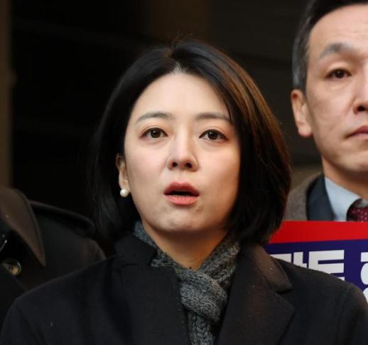 배현진 김건희, 천박해서 천박하다 했는데 발작…김계리 피식 맞대응