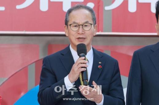 [포토] 인사말 하는 ​​​​​​​양종희 KB금융그룹 회장