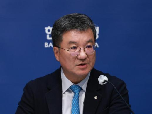 한은 물가상승률 2%로 낮아지겠지만…환율 영향 예의주시