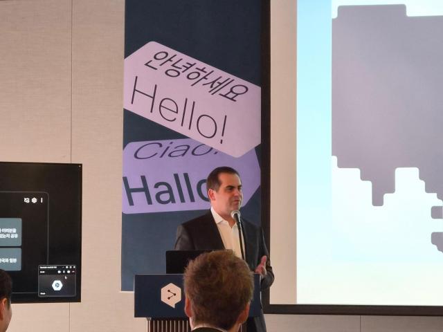 야렉 쿠틸로브스키 딥엘 창립자 겸 CEO가 2일 서울 그랜드 인터컨티넨탈 서울 파르나스에서 진행된 기자간담회에서 발표하고 있다 사진백서현 기자