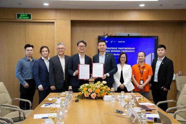 Lễ ký kết hợp tác giữa Worksmate và Tập đoàn FPT ẢnhWorksmate