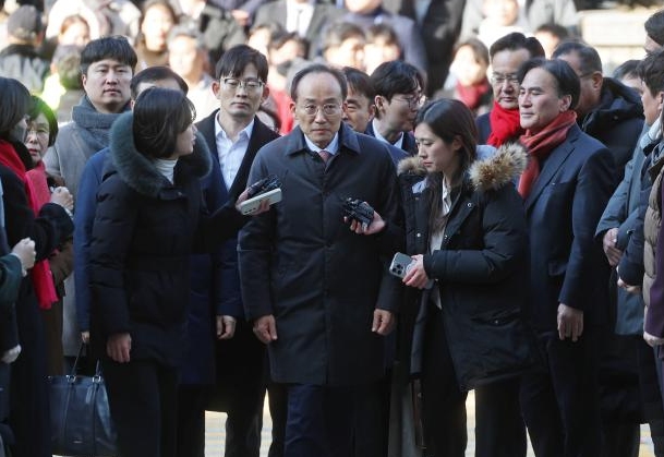 [포토] 국민의힘 추경호 의원, 서울중앙지방법원 출석