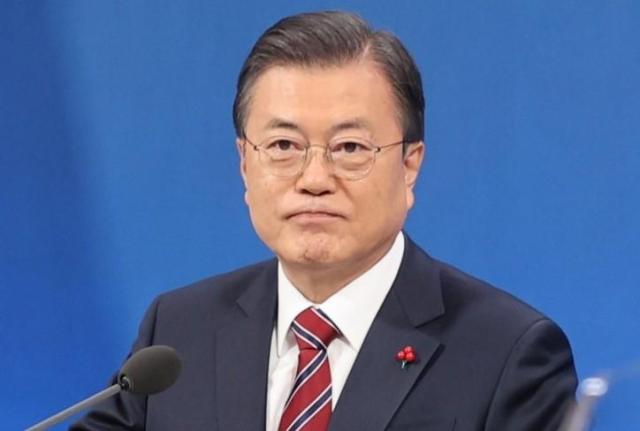 문재인 전 대통령 사진연합뉴스