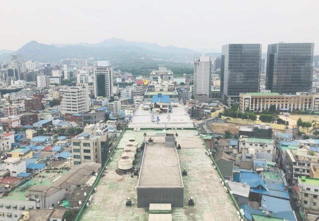 최근 민주당의 오세훈 죽이기 내란 프레임이 실패하자 서울시의 종묘개발 때문에 종묘의 세계문화유산 지정이 해제될 위기에 처했다는  음모론이 나돌고 있다 사진은 종묘개발 예정 주변이다 사진서울시 