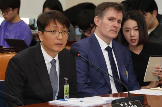 국회 정무위, 개인정보 유출 쿠팡에 집중포화…김범석 고발 검토