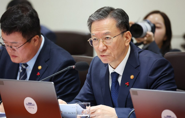 정성호 법무부 장관이 지난 2일 서울 용산 대통령실에서 열린 국무회의에서 발언하고 있다 사진연합뉴스