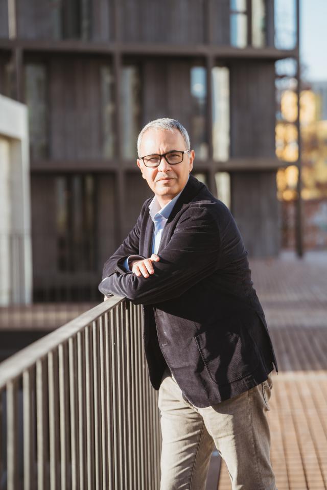 카멜 다우드 사진민음사 