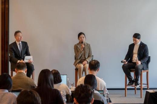 최대 60% 성능 향상…AWS, 차세대 컴퓨팅 칩 그래비톤5 공개