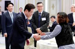 한동훈 계엄 막지 못해 죄송...미래로 가자