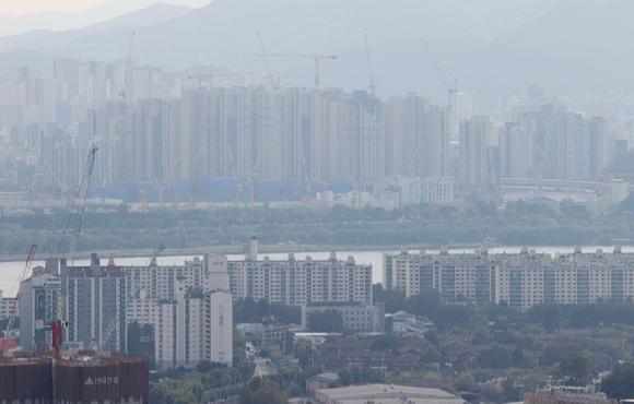 Koreas income gap widens by largest rate in 3 years