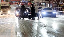 재판나온 尹, 공수처 검사와 법정서 언쟁…재판부 논쟁 자제 제지