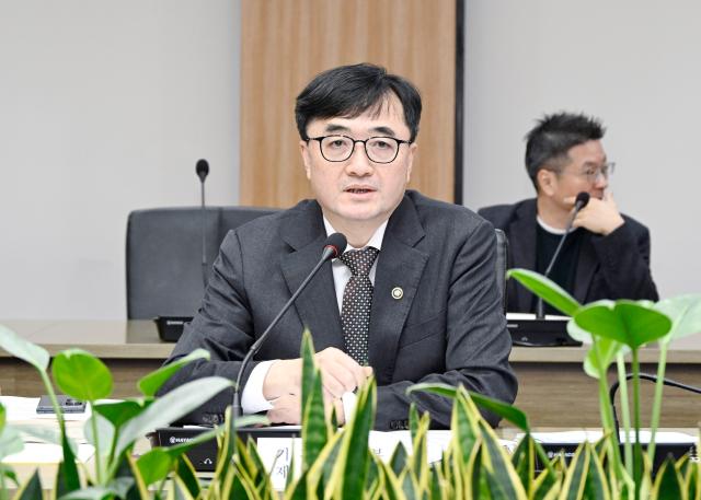 임기근 기획재정부 차관이 11월 25일 서울 영등포구 한국수출입은행에서 제5회 민간투자사업심의위원회 본회의를 주재하고 있다사진기획재정부