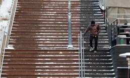 首尔路面结冰湿滑