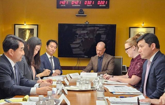 지난 9월 30일 미국 워싱턴DC에서 미 조지아주 한국인 구금 사태의 재발방지를 위해 비자 워킹그룹 첫 회의가 열리고 있다 사진외교부
