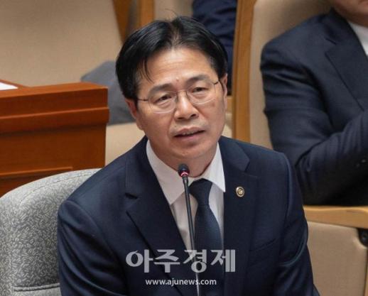 [포토] 이재명 대통령, 강형석 농식품부 차관 직권면직...부당 권한 행사
