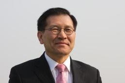 (김영윤칼럼)승자 독식의 제왕적 대통령제 고쳐야