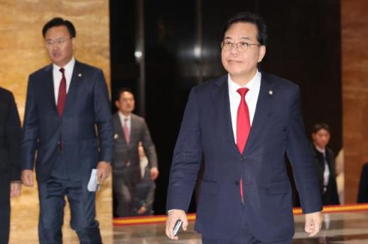 국민의힘 李정부 6개월, 혼용무도 시간...일극 독재체제 구축