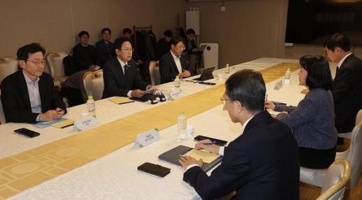 스무살 맞은 K웹툰, 다음 20년 주역은 AI