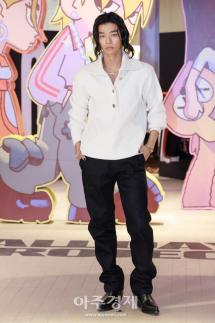 [포토] 포즈 취하는 올데이 프로젝트 타잔