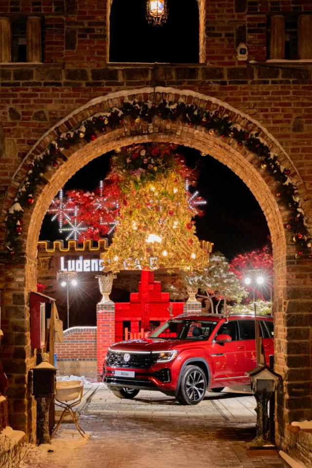 여주에 위치한 루덴시아 테마파크에 전시된 폭스바겐 아틀라스 윈터 메모리즈 사진폭스바겐