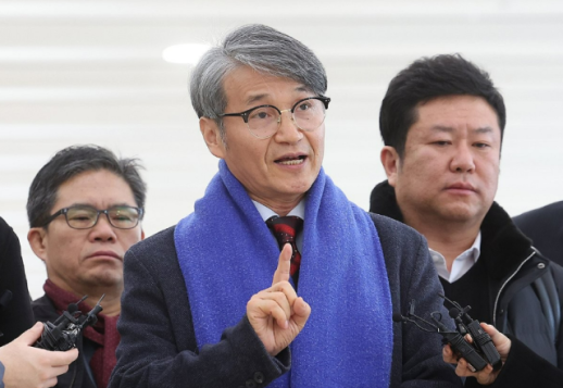 디올백 당사자 최재영 목사, 특검 출석…누락된 진술 밝히겠다