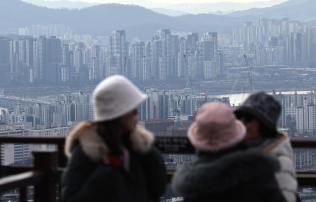 서울 남산에서 바라본 아파트 단지 사진연합뉴스