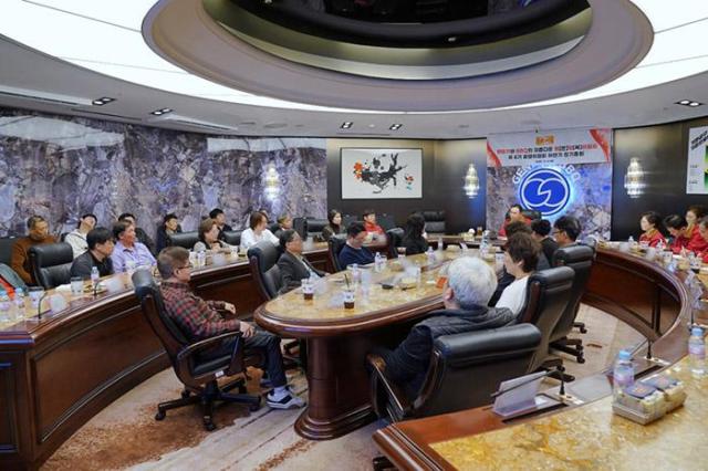 BBQ가 지난 8일 송파구 소재 BBQ 본사에서 동행위원회 8기 하반기 정기 총회를 개최했다 사진BBQ
